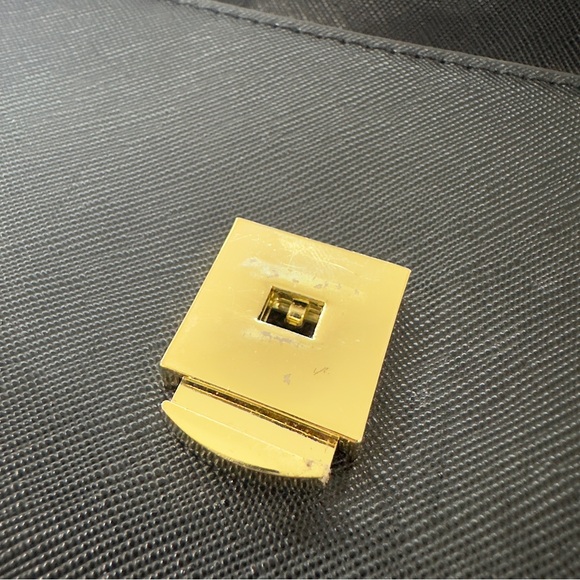 *SOLD* Valentino Bag - Picture 6 of 6